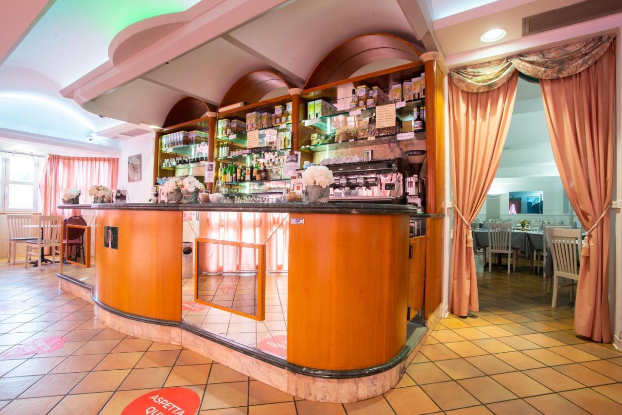 ריווטורטו Hotel Villa Verde מראה חיצוני תמונה