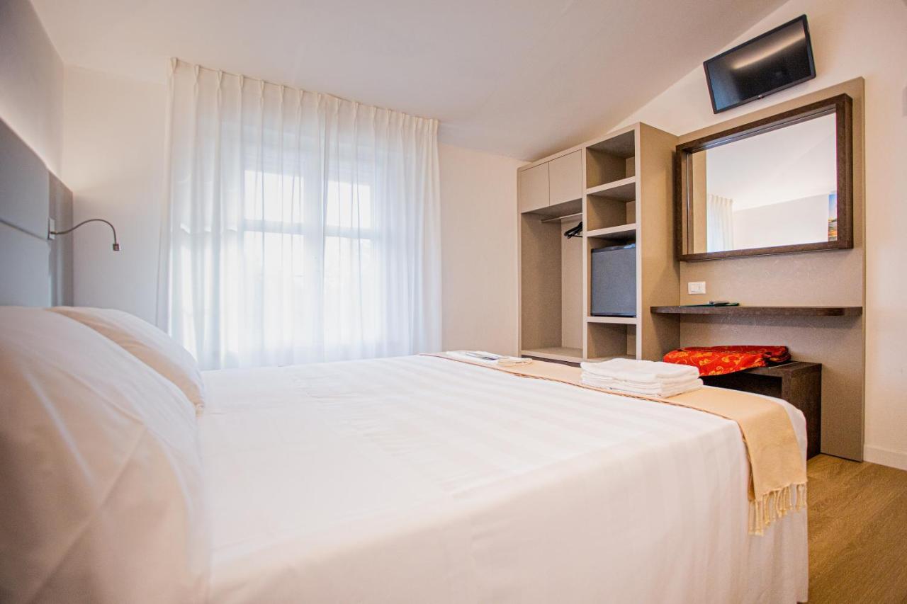 ריווטורטו Hotel Villa Verde מראה חיצוני תמונה